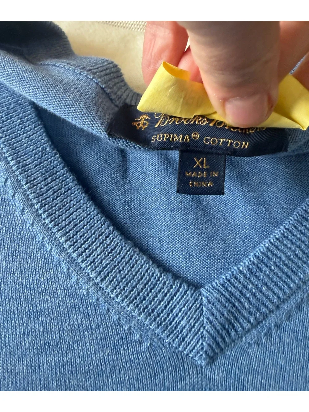 Brooks Brothers lightweight neck